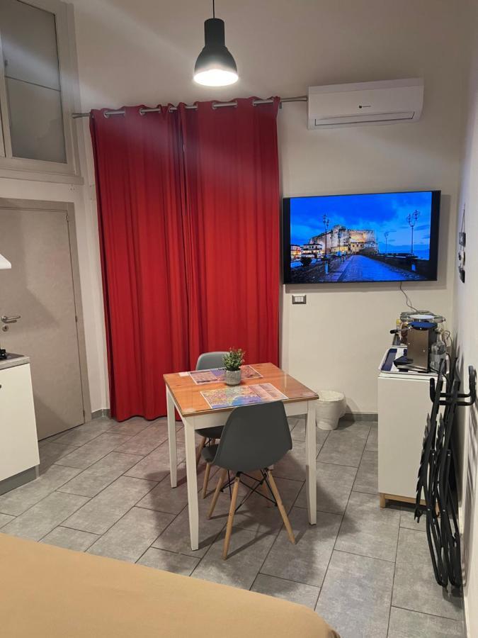 شقة Punto Feliz Holiday House نابولي المظهر الخارجي الصورة