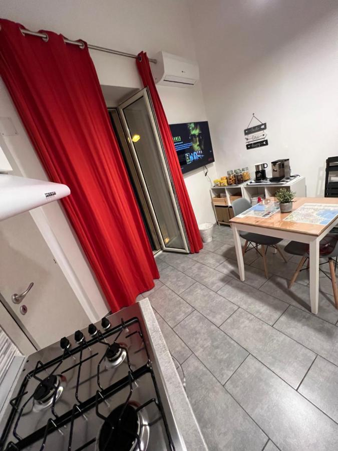 شقة Punto Feliz Holiday House نابولي المظهر الخارجي الصورة