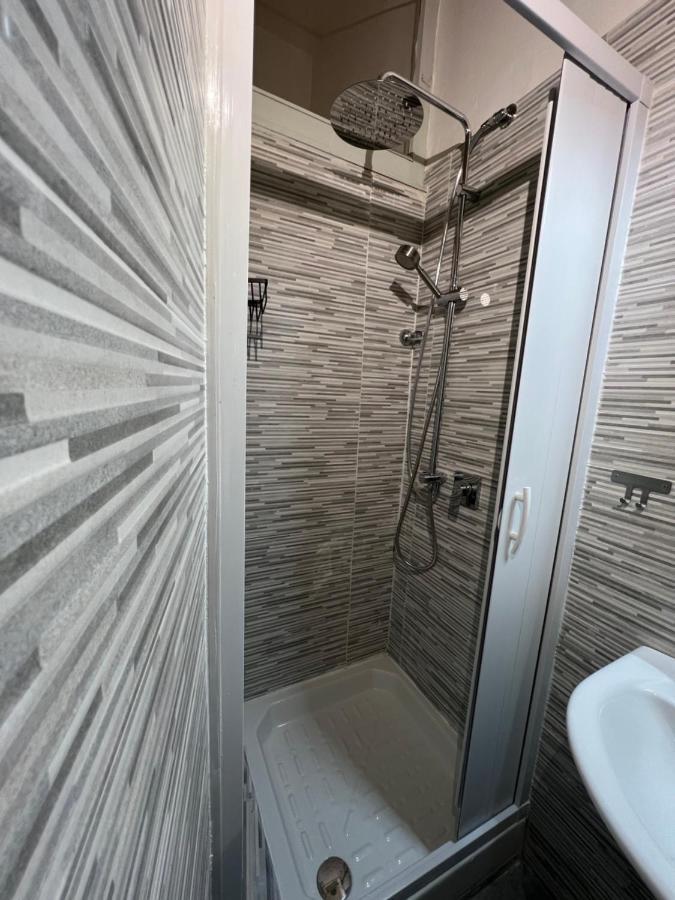 شقة Punto Feliz Holiday House نابولي المظهر الخارجي الصورة